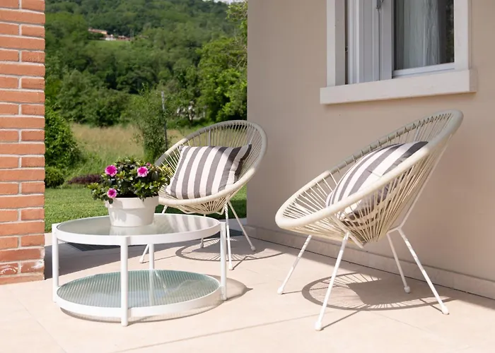 Bed and Breakfast Casa Pralunghi 3*