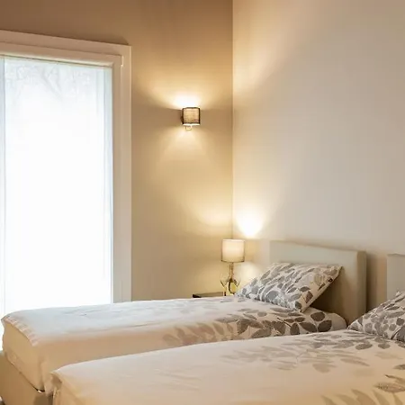 Casa Pralunghi Bed & Breakfast 3*