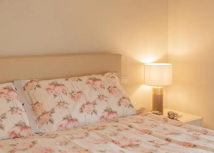 ベッド・アンド・ブレックファスト Casa Pralunghi 3*